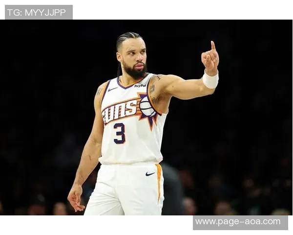 布克谈狄龙关键时刻表现称球队希望他持续带来积极能量 布克谈狄龙关键时刻表现称球队希望他持续带来积极能量